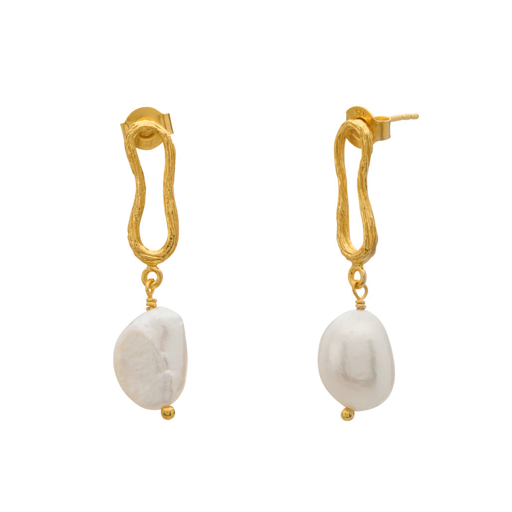 Eterna Baroque Pearl Earrings - 18 kt Gold Plate