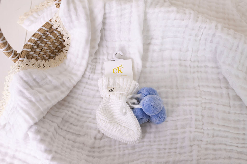 Knitted booties - 0-6M - Blue Pom Poms