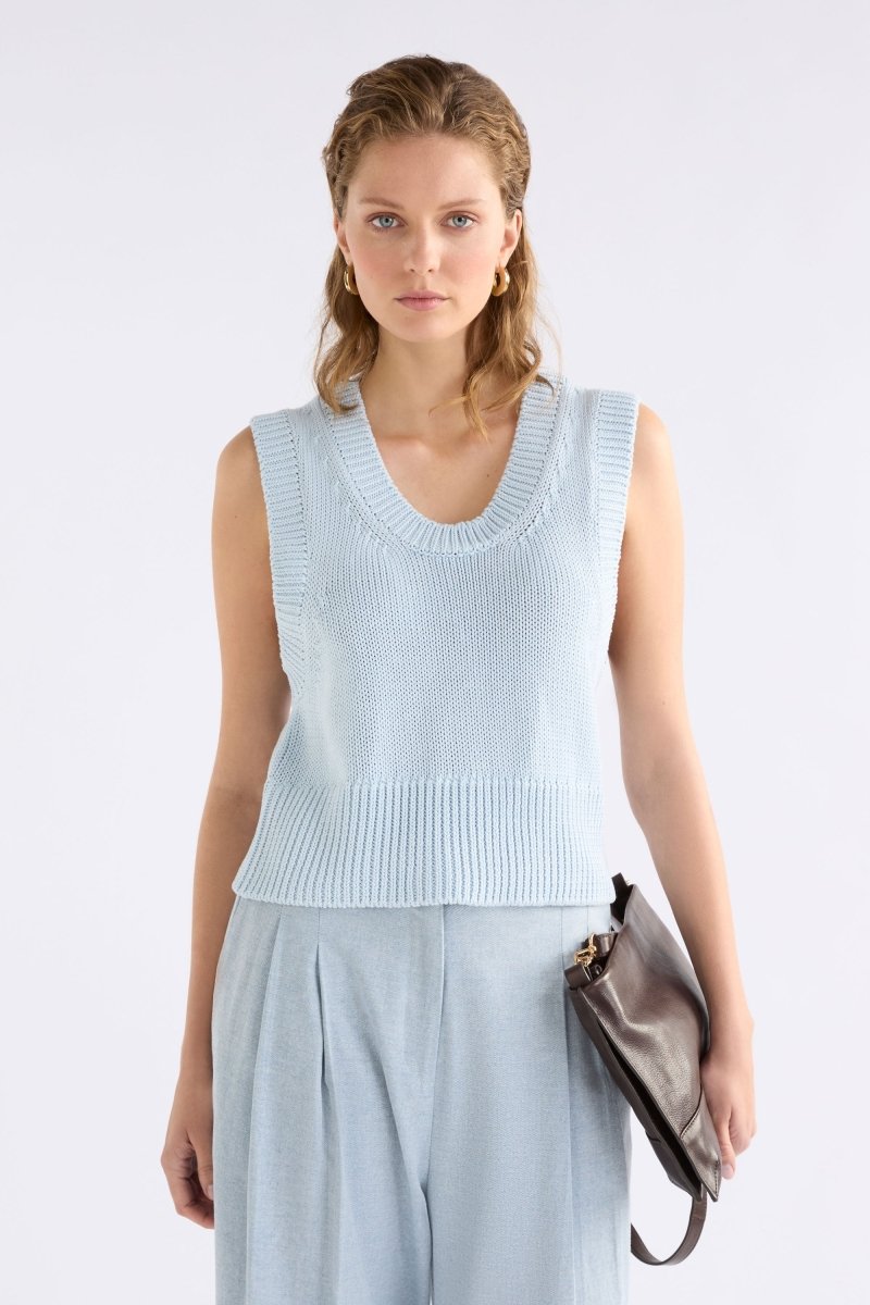 Mikkel Vest - Pearl Blue
