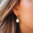 Eterna Baroque Pearl Earrings - 18 kt Gold Plate